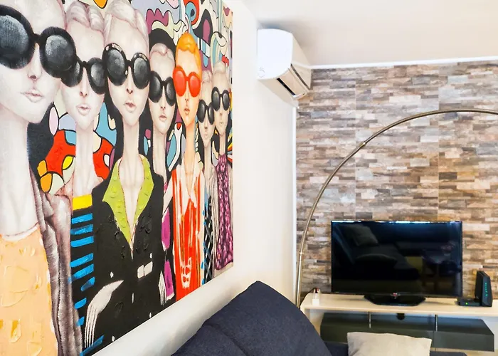 Relaxing 2bd Apartment, Ground Floor - Walk To Old Town *