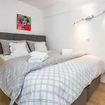 Relaxing 2bd Apartment, Ground Floor - Walk To Old Town Apartment Split