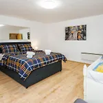 Apartment Relaxing 2bd Apartment, Ground Floor - Walk To Old Town Split